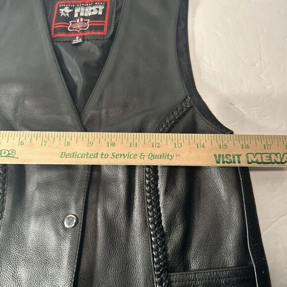 First Classic Women’s Leather Biker Vest Size Small Black Braided Lace Sides - Picture 5 of 10